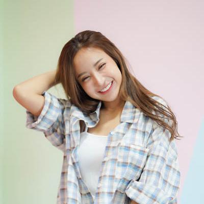 Thanyarat Charoenpornkittada 1 - 098