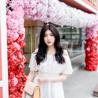 Sasi Ngiunwan At Maison d Olivia - 04