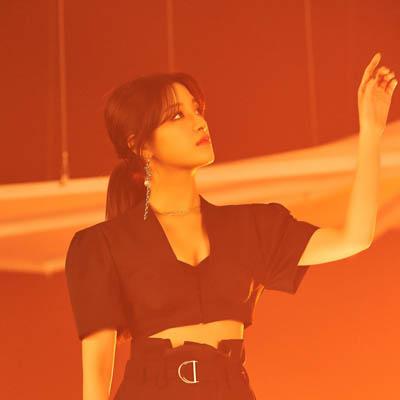 CLC - 1st Single Album Title Song “HELICOPTER” MV Shooting 025