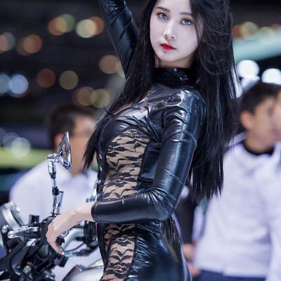 Han Yu Ri｜한유리 - Busan International Motor Show - 092