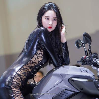 Han Yu Ri｜한유리 - Busan International Motor Show - 359