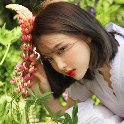 TWICE - 9th Mini Album “MORE &amp; MORE” Jacket Shooting 11