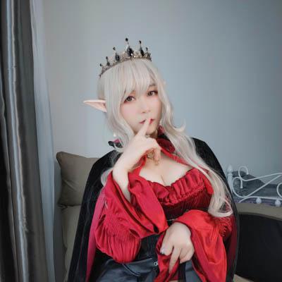 Baiyin81｜ Bạch Ngân 81 - Hấp Huyết Quỷ Hoàng Gia 36