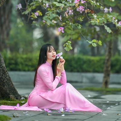 Màu tím mộng mơ của Áo Dài Việt Nam 03