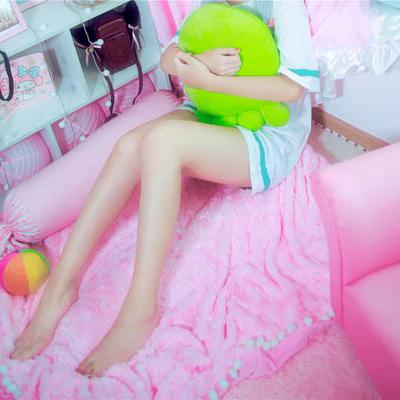 Em Gái Và Sườn Xám Đỏ - 妹妹和红色旗袍 05