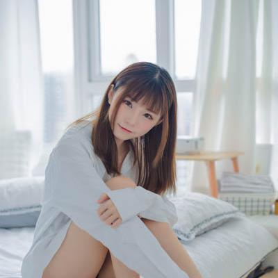 Áo Sơ Mi Trắng 2 - 白衬衫 02