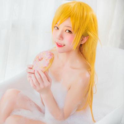 Bakemonogatari-Shinobu Oshino 011